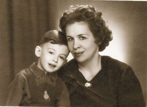 Марина Николаевна Кузнецова с сыном Вадимом. Рига. 1961 год