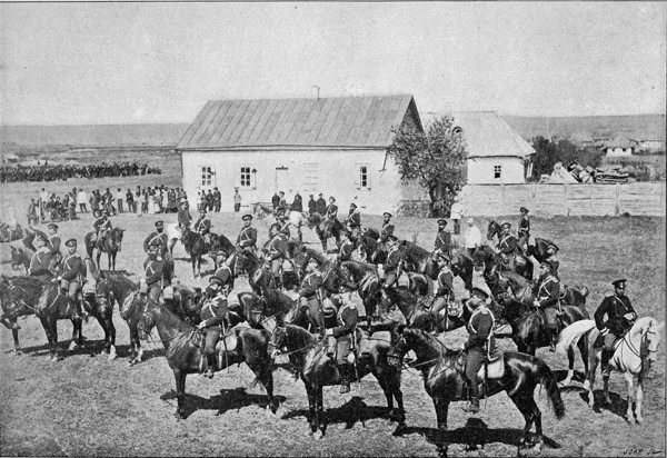 Военный лагерь в Чугуеве. Драгуны на учениях / Фото: ПРЕДОСТАВЛЕНО М.ЗОЛОТАРЕВЫМ