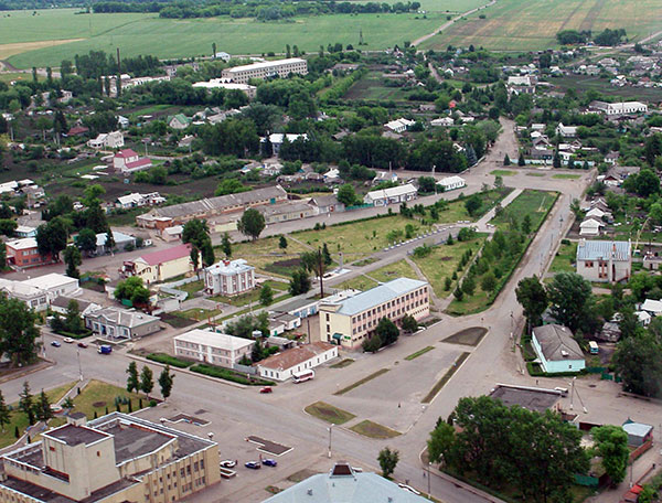 Колпны орл обл. Колпна Орловской области. Поселок Колпна Орловской области. Колпна площадь поселка. Сквер героев Колпна.