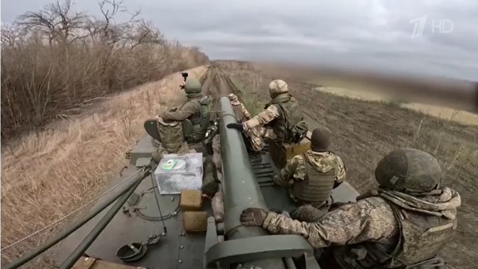 Самоходный миномет «Тюльпан». Фото: стоп-кадр / 1tv.ru###https://www.1tv.ru/news/2023-03-30/450103-nastuplenie_rossiyskoy_pehoty_podderzhivaet_samyy_moschnyy_minomet_v_mire_tyulpan Самоходный миномет «Тюльпан». Фото: стоп-кадр / 1tv.ru###https://www.1tv.ru/news/2023-03-30/450103-nastuplenie_rossiyskoy_pehoty_podderzhivaet_samyy_moschnyy_minomet_v_mire_tyulpan