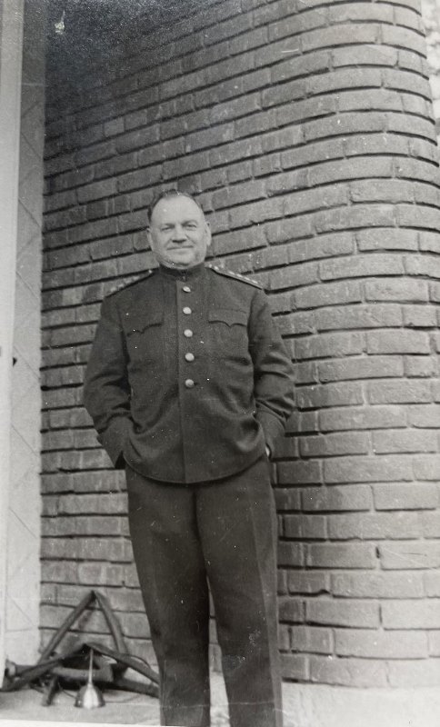 1945 год. В редкие минуты отдыха – на даче в Архангельском. Фото из семейного архива