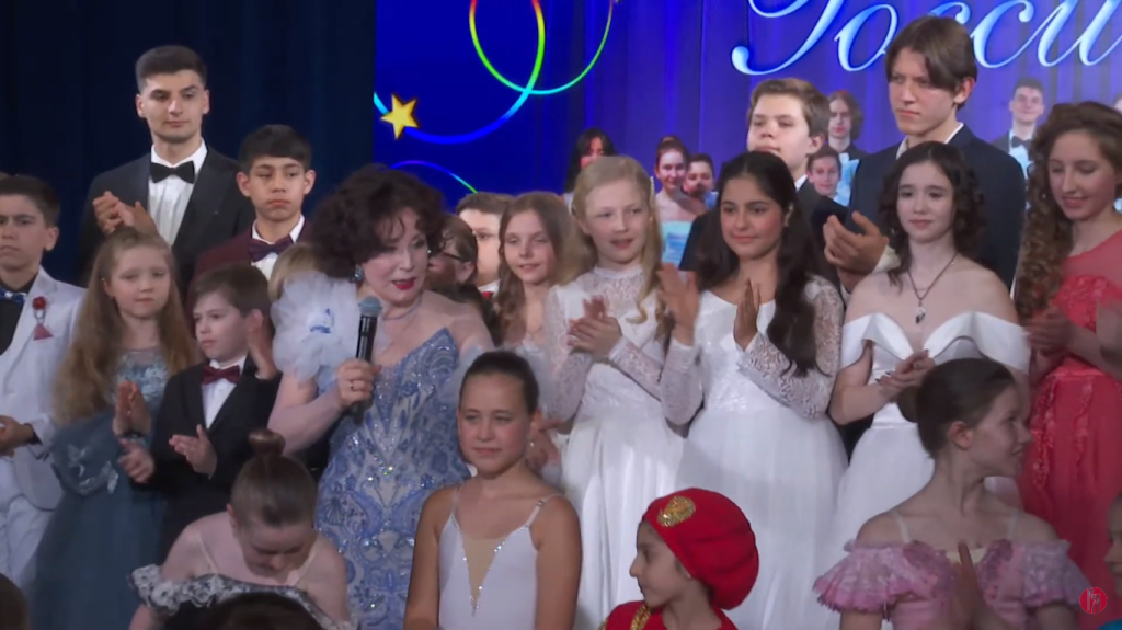 Юные исполнители русского романса выступили в Кремлёвском дворце