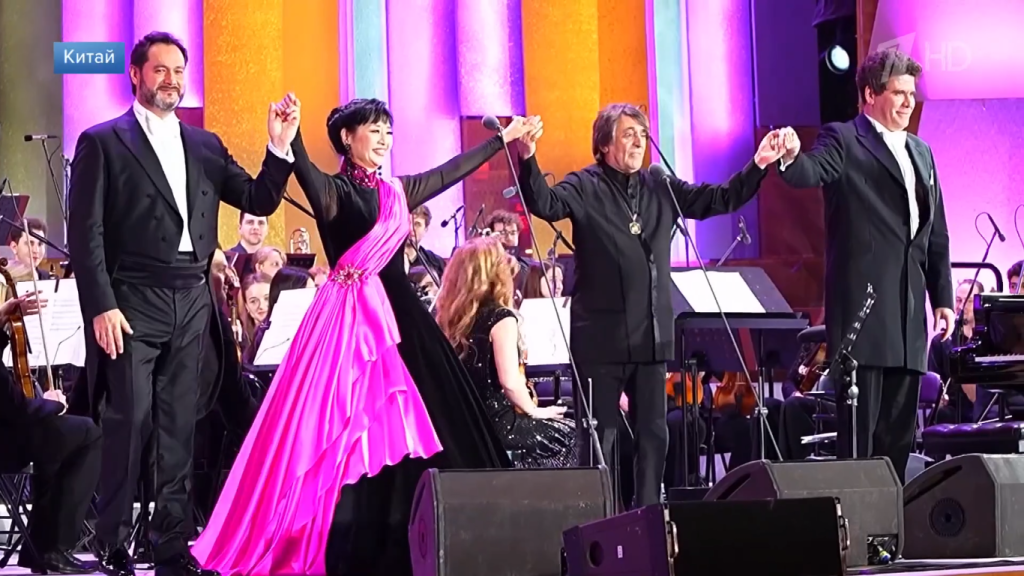 Российские музыканты дали концерт у Великой Китайской стены