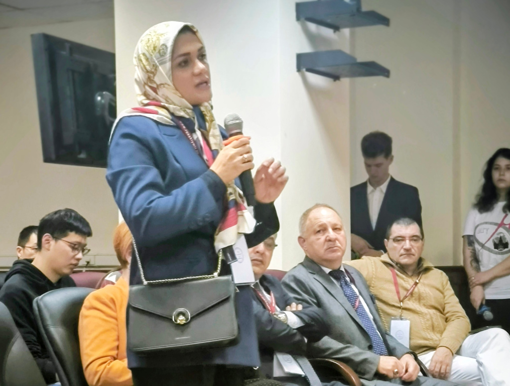 Ваджихе Резвани.jpg