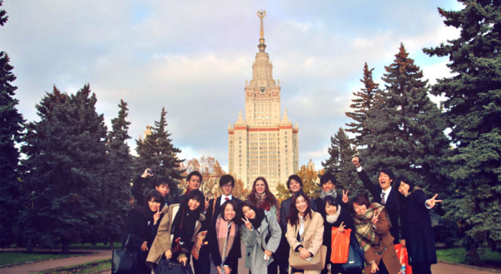 Фото: Онлайн-фестиваль дружбы «Никто не забыт – ничто не забыто»### https://friendshipfest.philol.msu.ru/