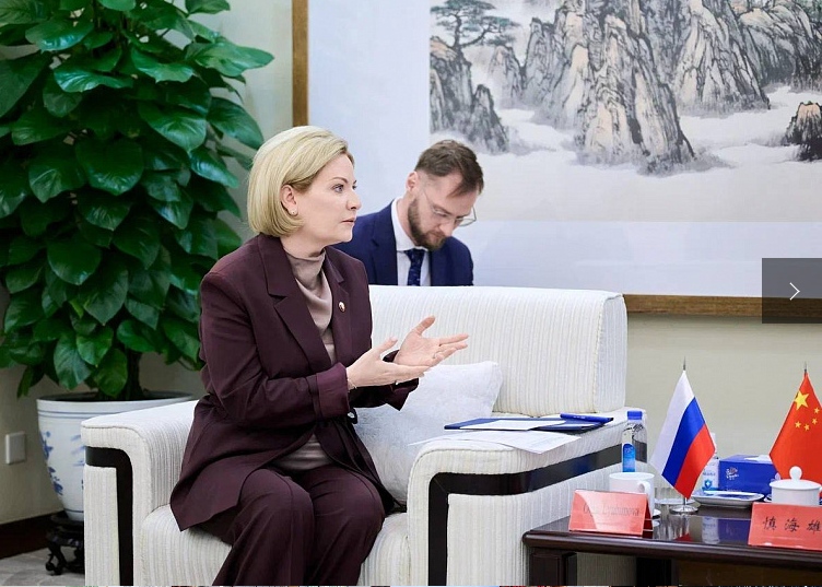 Фото: culture.gov.ru###https://culture.gov.ru/press/news/rossiya_i_kitay_utverdyat_plan_sotrudnichestva_po_sovmestnomu_kinoproizvodstvu/?sphrase_id=1171045