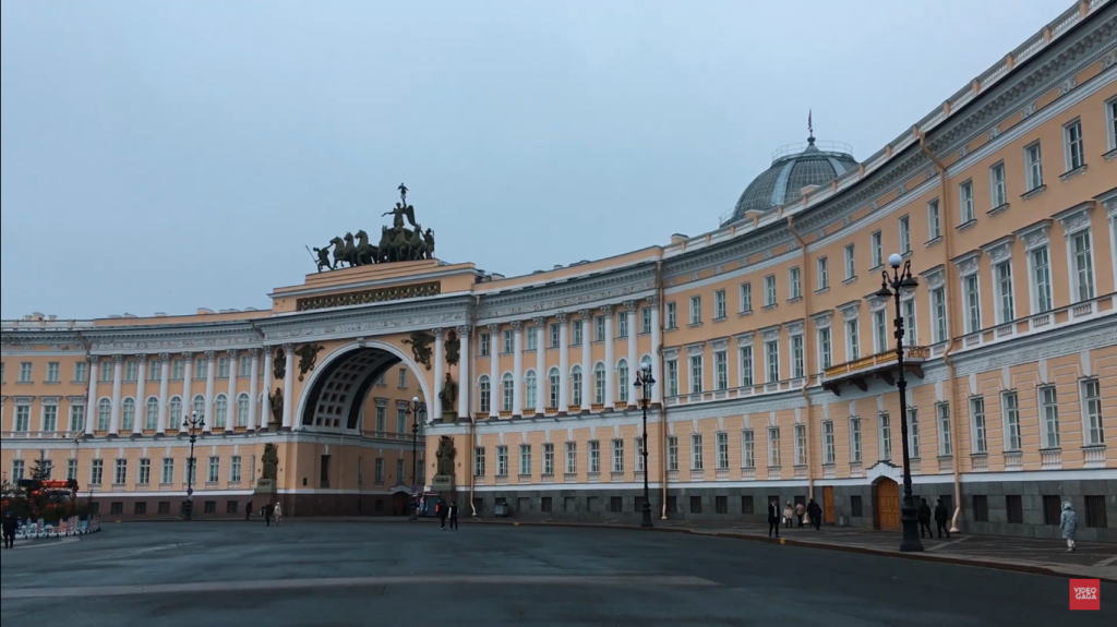 Фото: стоп-кадр / Video GaGa / youtube.com ###https://www.youtube.com/watch?v=8FVFHTibrjE Фото: стоп-кадр / Video GaGa / youtube.com ###https://www.youtube.com/watch?v=8FVFHTibrjE