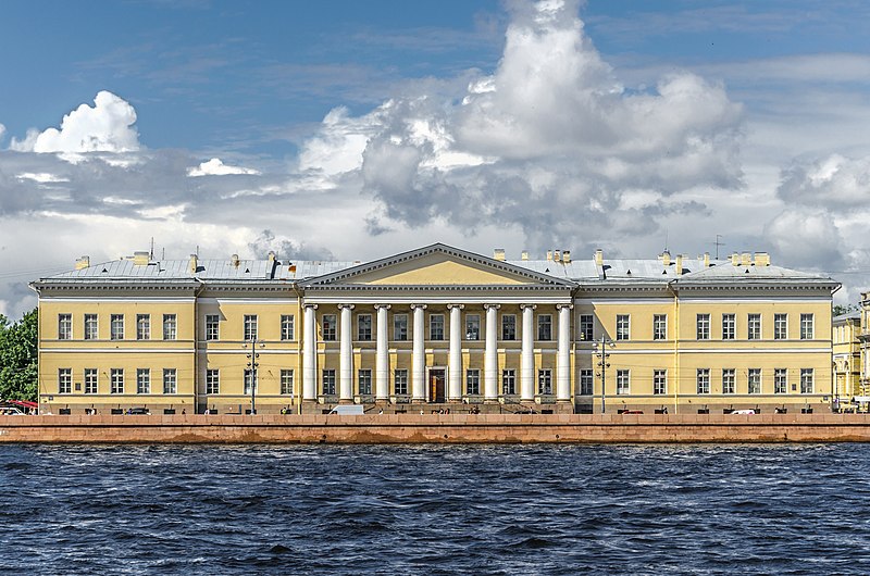 Здание Российской Академии Наук в Санкт-Петербурге. Фото: © Алексей Фёдоров, Wikimedia Commons