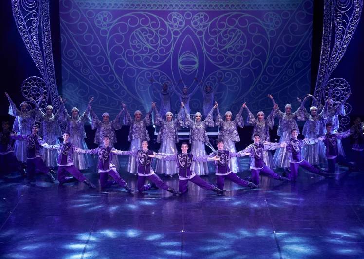 Русский национальный балет «Кострома». Фото: culture.gov.ru###https://culture.gov.ru/press/news/russkiy_natsionalnyy_balet_kostroma_zavershil_bolshoy_vserossiyskiy_tur_gastrolyami_v_sochi/