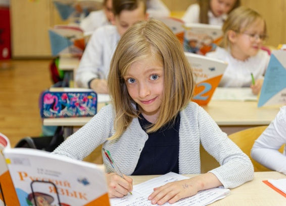 Фото: пресс-служба Минпросвещения России / edu.gov.ru (CC BY 4.0)###https://edu.gov.ru/press/3838/minprosvescheniya-prodolzhaet-sledit-za-hodom-realizacii-nacionalnogo-proekta-obrazovanie-v-regionah/