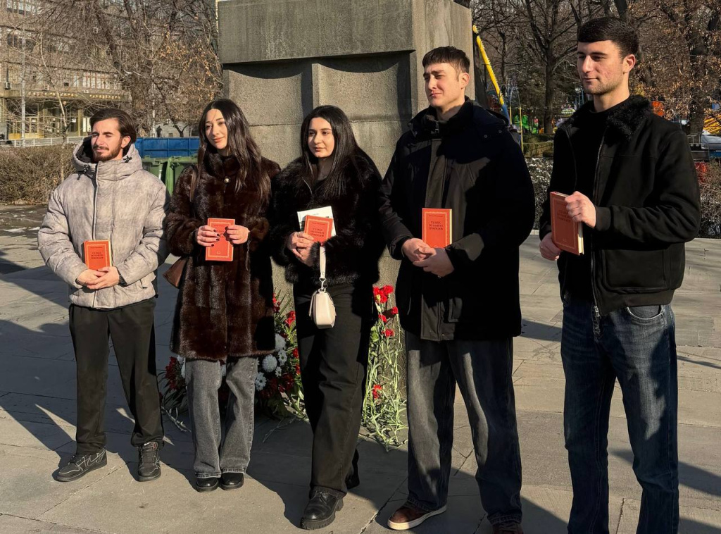 Фото: mid.ru###https://www.mid.ru/ru/press_service/photo/meropriyatiya_v_zagran_uchrezdeniyah/2073373/