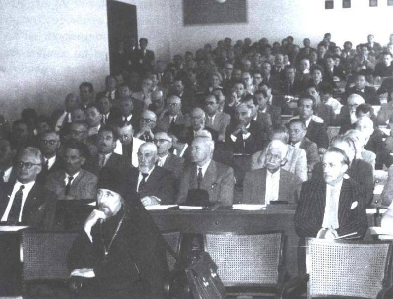 Заседание в Институте по изучению истории и культуры СССР