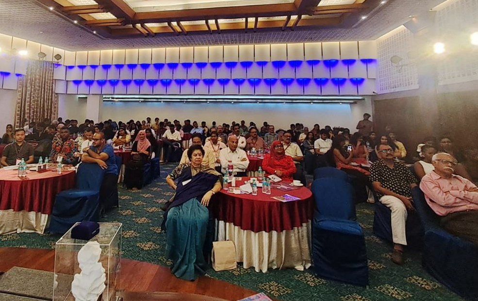 Премия Есенина Тривандрум 2.jpg