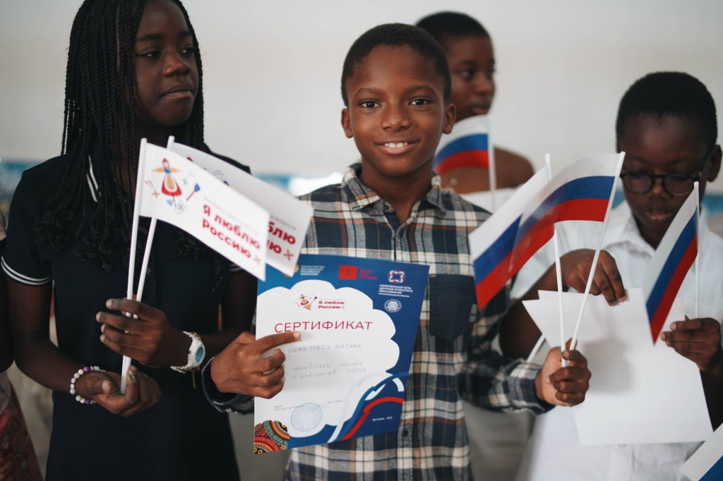 Фото: пресс-служба ЯГПУ им. К. Д. Ушинского / edu.gov.ru (CC BY 4.0)###https://edu.gov.ru/press/10389/rossiyskie-pedvuzy-v-ramkah-nauchno-issledovatelskih-rabot-ukreplyayut-pozicii-russkogo-yazyka-za-rubezhom