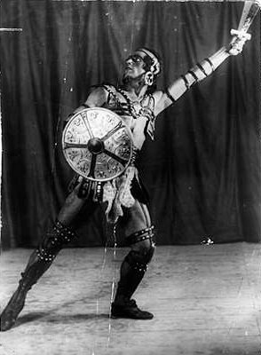 Игорь Моисеев в партии Мато ("Саламбо"), 1932. Фото: wikipedia.org###https://ru.wikipedia.org/wiki/%D0%9C%D0%BE%D0%B8%D1%81%D0%B5%D0%B5%D0%B2,_%D0%98%D0%B3%D0%BE%D1%80%D1%8C_%D0%90%D0%BB%D0%B5%D0%BA%D1%81%D0%B0%D0%BD%D0%B4%D1%80%D0%BE%D0%B2%D0%B8%D1%87