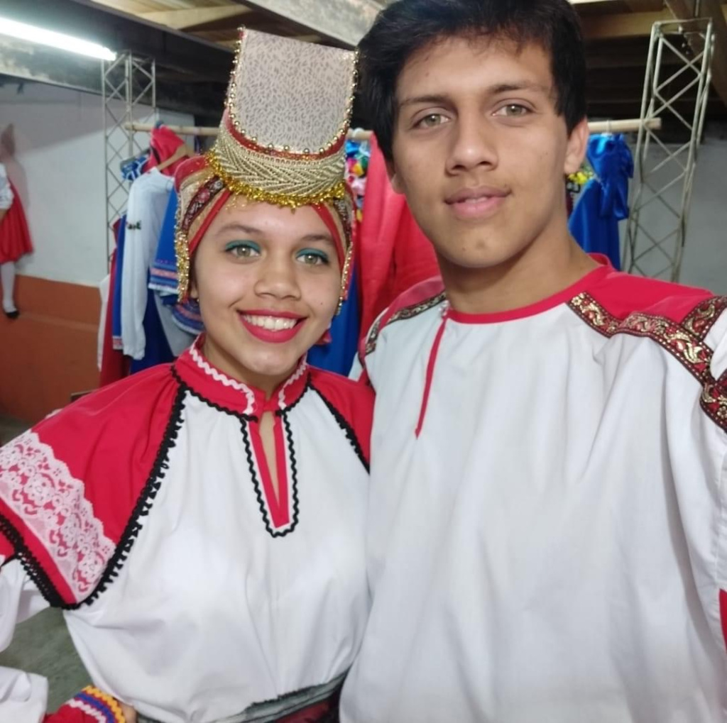 С сестрой Ноэлией