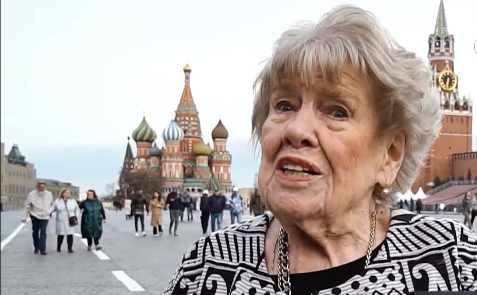 Фильм писательницы, 2022 хон сан су кадры из фильма. Анни эрно нобель. Бьянка питцорно фото. Татьяна мастрюкова. Писательницы 2022.