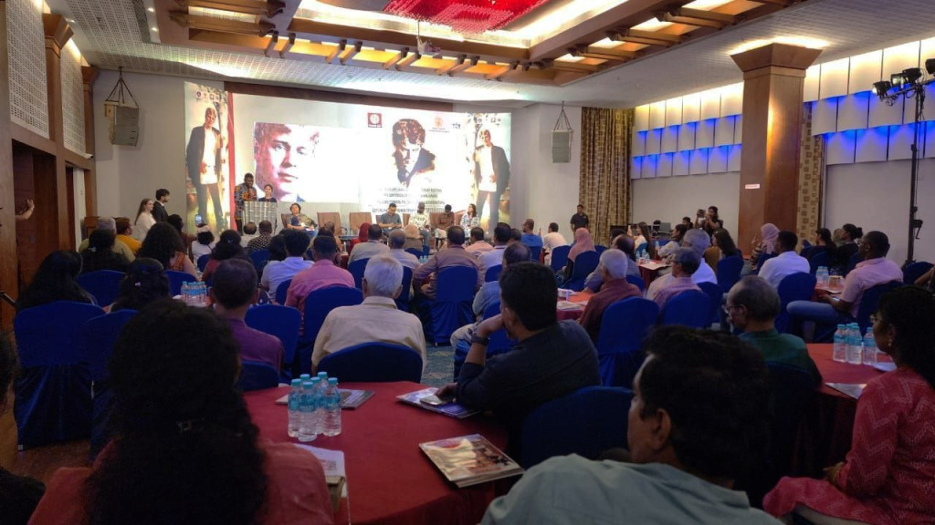 Премия Есенина Тривандрум 1.jpg