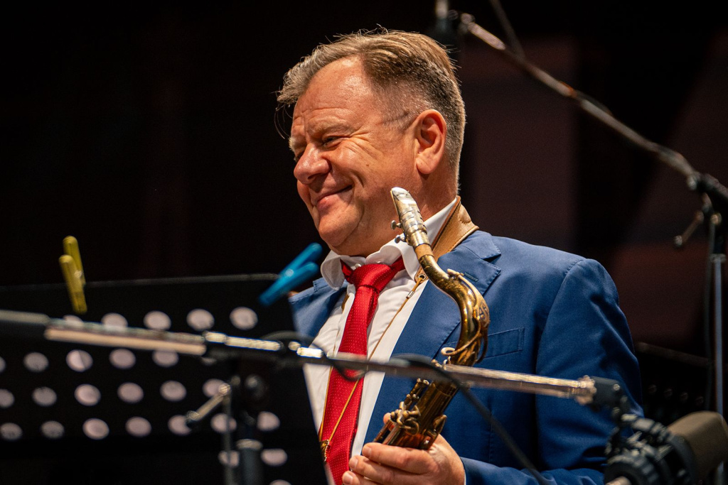 Игорь Бутман. Фото: пресс-служба Департамента культуры города Москвы / mos.ru (CC BY 4.0)###https://www.mos.ru/news/item/154244073/