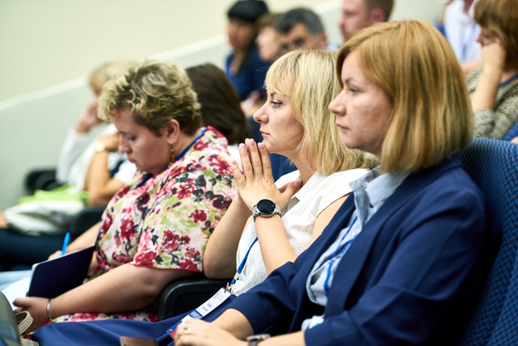 Фото: пресс-служба Минпросвещения России / edu.gov.ru (CC BY 4.0)###https://edu.gov.ru/press/277/zavershil-rabotu-ustanovochnyy-seminar-dlya-finalistov-vserossiyskogo-konkursa-uchitel-goda-rossii-2018/ Фото: пресс-служба Минпросвещения России / edu.gov.ru (CC BY 4.0)###https://edu.gov.ru/press/277/zavershil-rabotu-ustanovochnyy-seminar-dlya-finalistov-vserossiyskogo-konkursa-uchitel-goda-rossii-2018/