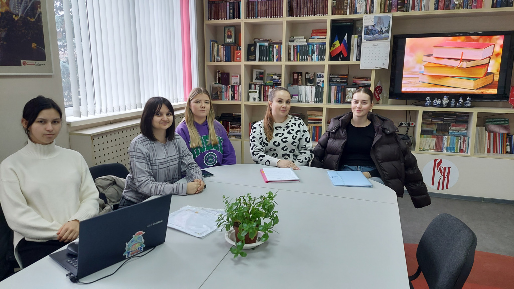 2025.12.22. РЦ Бельцы. Новость. Поэтическая встреча.jpg