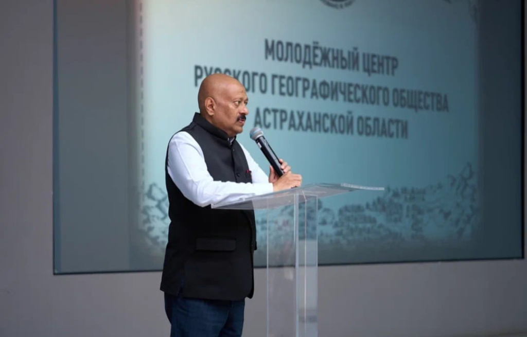 Ратиш Наир Афанасий Никитин 16092024 1.jpg