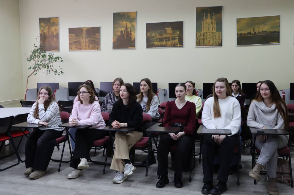 photo_5240444728233366489_y (1).jpg photo_5240444728233366489_y (1).jpg