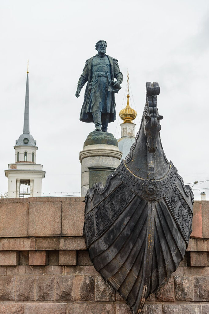 Тверь. Памятник Афанасию Никитину. Фото: Sergey Pesterev / commons.wikimedia.org (CC BY-SA 4.0)###https://commons.wikimedia.org/wiki/File:Тверь._Памятник_Афанасию_Никитину.jpg?uselang=ru#/media/File:Тверь._Памятник_Афанасию_Никитину.jpg