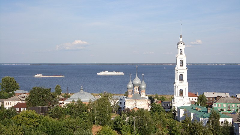 Входоиерусалимский храмовый комплекс в Юрьевце### https://ru.wikipedia.org/wiki/Файл:Собор_Входоиерусалимский_храмовый_комплекс_г.Юрьевец.JPG