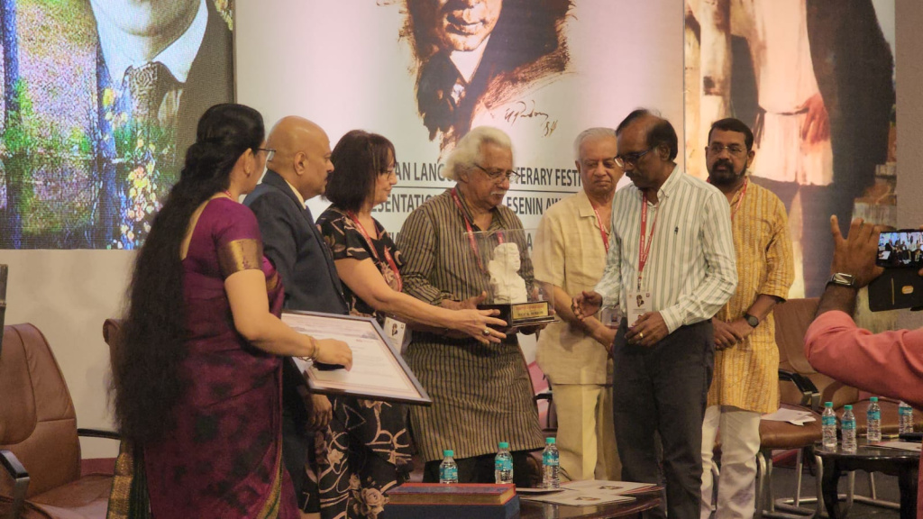 Премия Есенина Тривандрум 7.jpg