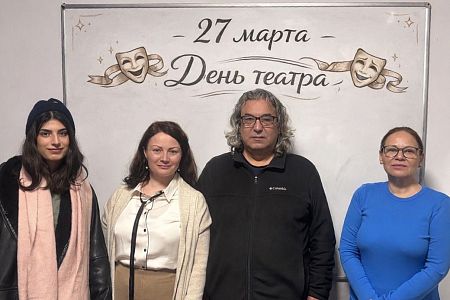 Об истории создания русского театра рассказали в Стамбуле