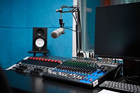 Новости на русском языке пока сохранятся в СМИ Латвии