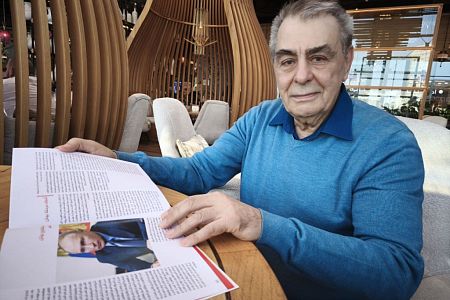 Сирийский переводчик Айман Абу-Шаар: С Расулом Гамзатовым  мы часто читали друг другу стихи за рюмочкой вкусных напитков