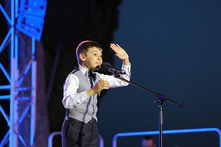 В Париже прошёл финал национального этапа «Живой классики»