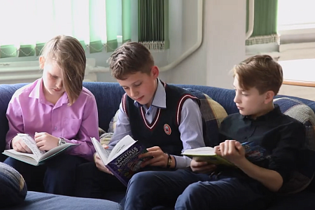 В Латвии винят учителей и русские микрорайоны в том, что школьники не говорят на госязыке