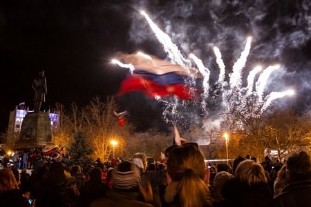 «Да хоть камни с неба. Мы – на Родине»