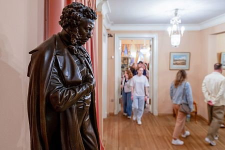 «Живая классика» объединила десятки школ Армении