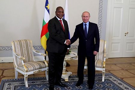 Владимир Путин поблагодарил президента ЦАР за поддержку русского языка