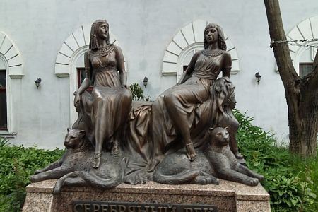 Преподавателя одесского вуза уволили из-за русского языка