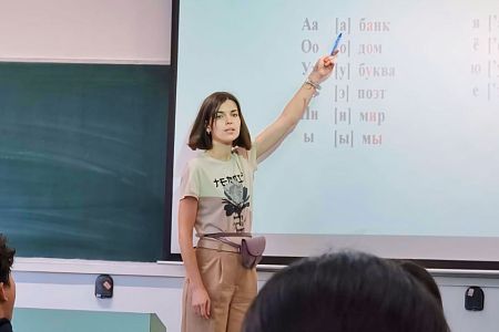 Посол Эквадора рассказал о небывалой популярности русского языка в стране