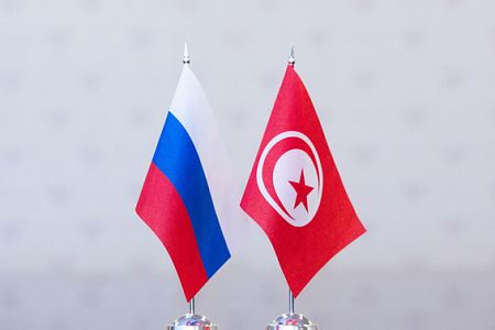 Молодые тунисцы рассказали на русском языке о выдающихся представителях своей страны