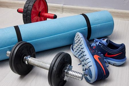 Школа в Лаосе получила от РПЦ принадлежности для учёбы и спортинвентарь