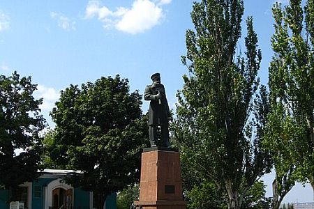 Памятник русскому адмиралу решили снести в Николаеве