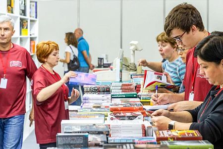 Русская литература представлена на книжной выставке-ярмарке в Минске