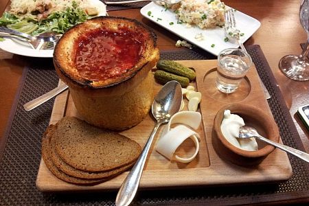 Борщить или перебарщивать? Борщём или борщом?