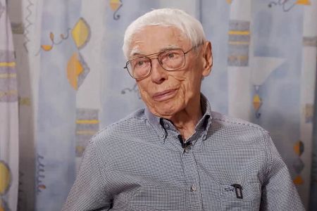 «Есть только миг»: 100 лет композитору Александру Зацепину